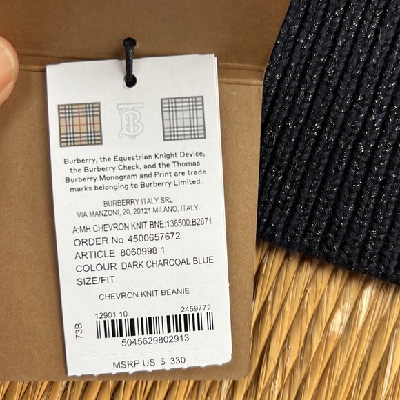 NWT Burberry Chevron Dark Charcoal Blue Knit Beanie Cap Hat O/S - Picture 3 of 3